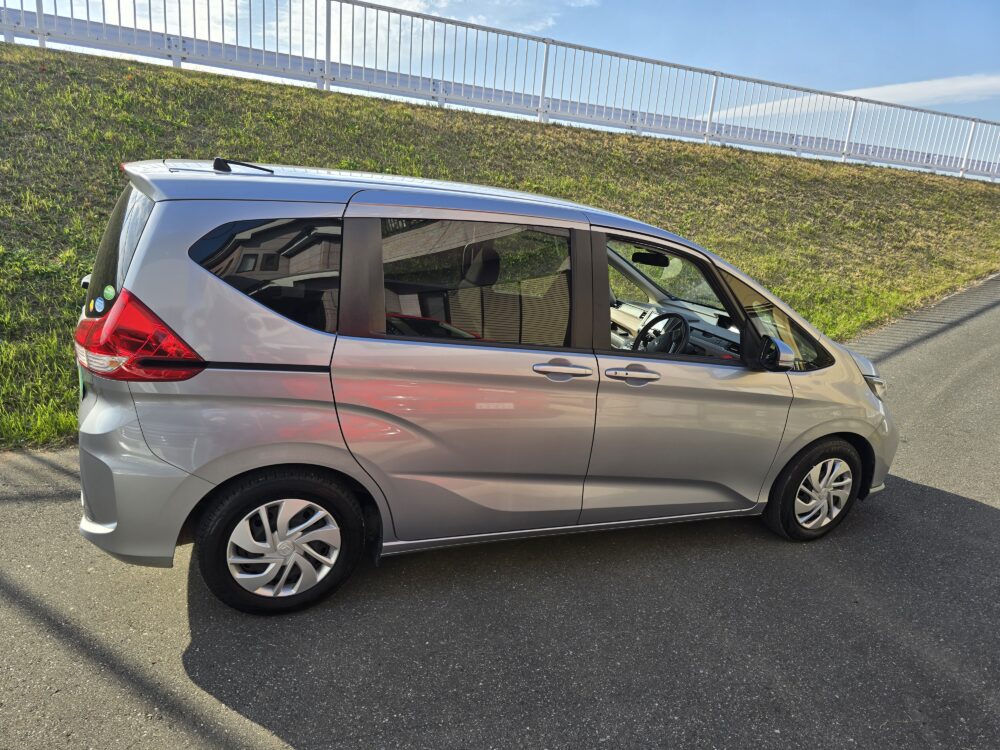 送迎で使用する車